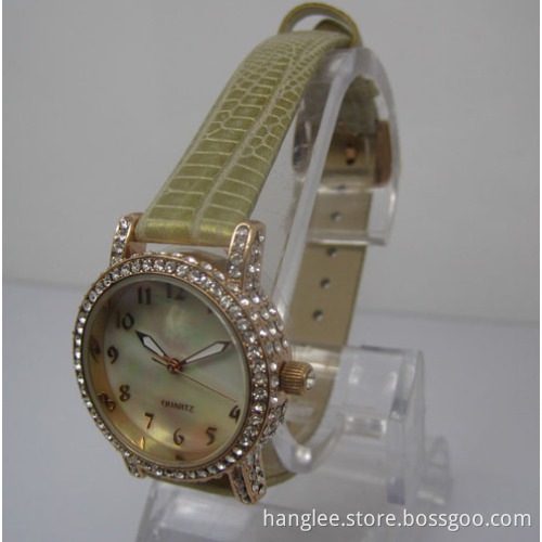 Fashion Alloy Women's Watch with Genuine Leather Strap (HLAL-1013)